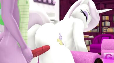 Luscious Lily's Sensual Exploration