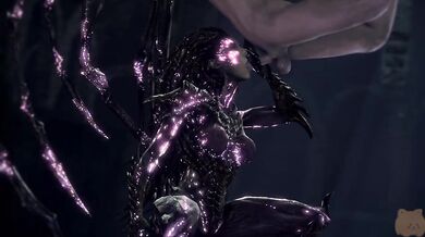 The Starcraft queen Sarah Kerrigan, also known as Fatcat, engages in an erotic encounter with a mysterious stranger.