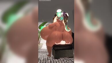 Big Tit Babe Marina Gets Her Groove On in Silence