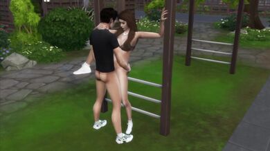 Public Lovemaking in the Shade of the Park with Lola