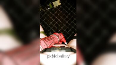 Cammy's Explosive Squirt Reflection