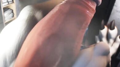 Megan the Geordie Muscle Goddess Explores Her Infinite Cum Potential with Growing Cock Animation!