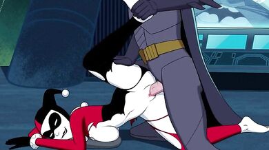 Batman Caught Harley-Quinn's Fan Service