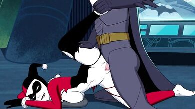 Batman Caught Harley-Quinn's Fan Service