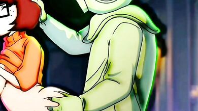 Velma and Daphne have a passionate encounter in the lab while Edgar is away.