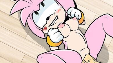 Amy's Squirtful Vagina in Action