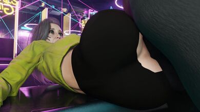 Surprisingly Dressed Rogue Gives the Perfect Customer Service [Tight Jacket and Leggings]