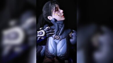 Tits & Ass Shake in Lapdance Battle: Magical Warframe Babe Gives It 'Back Down' and Trashes the Competition!