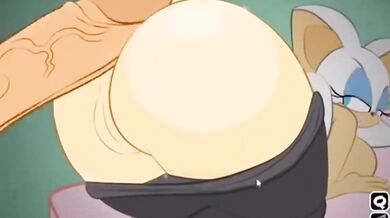 Voluptuous Redhead's Juicy Booty