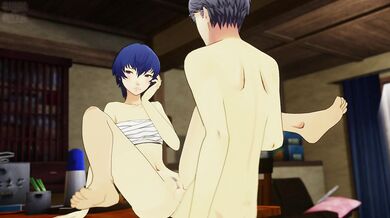 The Androgyne's Sexy Buns and Artistic Creativity!