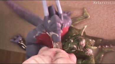 Golden Dragon's Cock Worshiped by Female Elf (The Elder Scrolls)