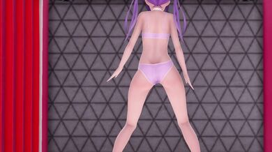 Breaking the MMD: An Unforgettable Night with Uozumi and Her Mom
