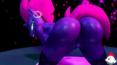 Busty Babe Booty Shaking in the Storm!