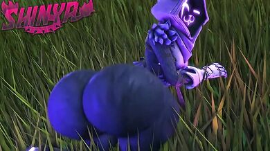 Jiggly Booty Shaker Raven