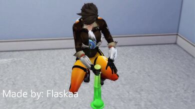 Futa Tracer is Waiting for Your Cock (NSFW)