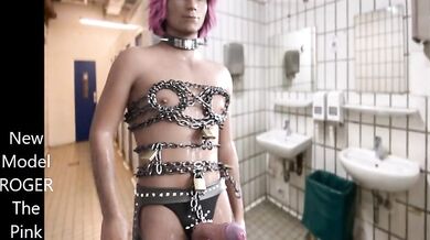 Bondage Twinks: Chained ROGER