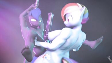 Rainbow Dash Rides a Unicorn's Cock in SFM Orgies