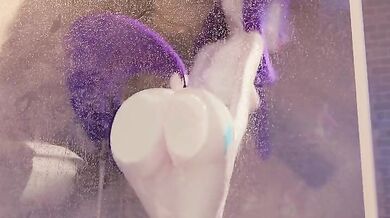 Sexy Unicorn Fucks Huge Glass Dildo [melvelvin]