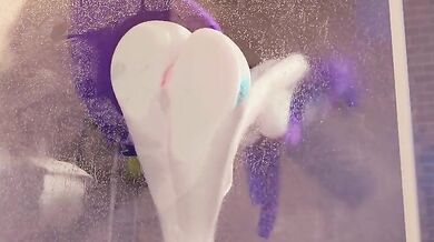 Sexy Unicorn Fucks Huge Glass Dildo [melvelvin]