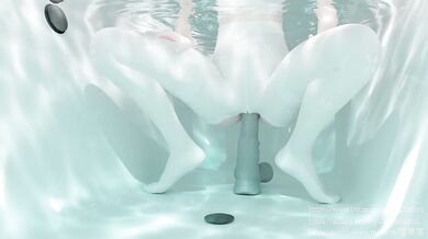 - Barbara Rides Bathtub with Dildo