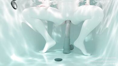 - Barbara Rides Bathtub with Dildo