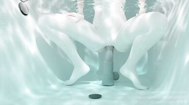 - Barbara Rides Bathtub with Dildo