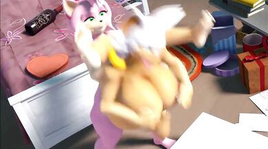 Amy's Futanari Transformation Leads to a Lesbian Threesome with Rouge in 'canihabepizza'
