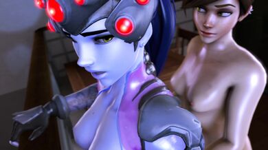 Tracer's Wet Pussy gets Pounded by Futanari Widowmaker on the Balcony