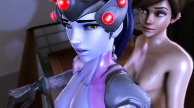 Tracer's Wet Pussy gets Pounded by Futanari Widowmaker on the Balcony