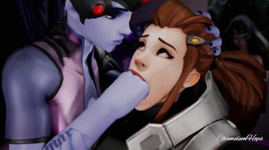 Brigittes mouth fisting adventures with the Chameleon Hops