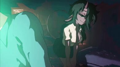 Sexy Queen Complexxx and her Peepshow of Horror