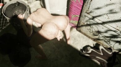 ZMSFM 2B's Solo Nude Performance