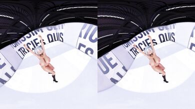 My Hottie Virtual Reality Experience (3D)